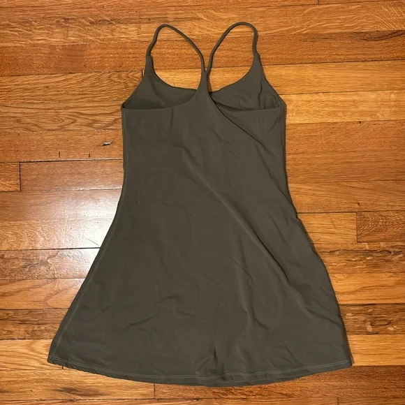 Olive Golf Dress - Picture 2 of 4